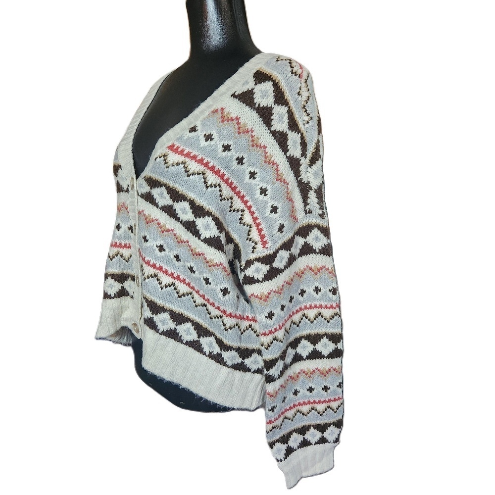 American Eagle Cream Knit V Neck Cardigan Medium - Picture 9 of 14